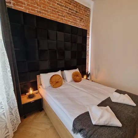 Golden Pearl - Main Square, 100 Sqm, 4 * Krakov
