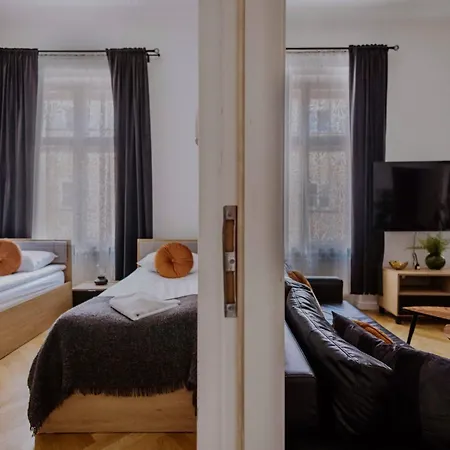 Golden Pearl - Main Square, 100 Sqm, 4 Apartmán Krakov