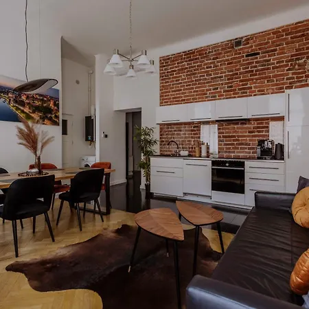 Apartmán Golden Pearl - Main Square, 100 Sqm, 4